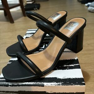 DV by Dolce Vita Black and Tan Heeled Sandals